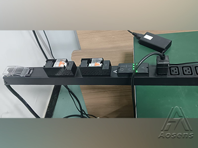 定制 63A智能PDU APN系列 380V  AS-APN4-D24S24Y31X2J160G63C-380